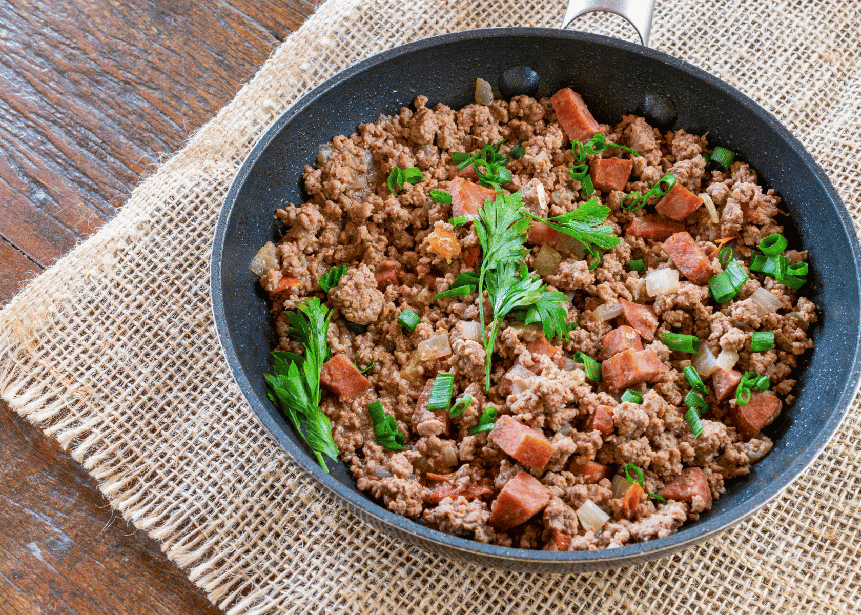 how long can cooked ground beef stay in the fridge